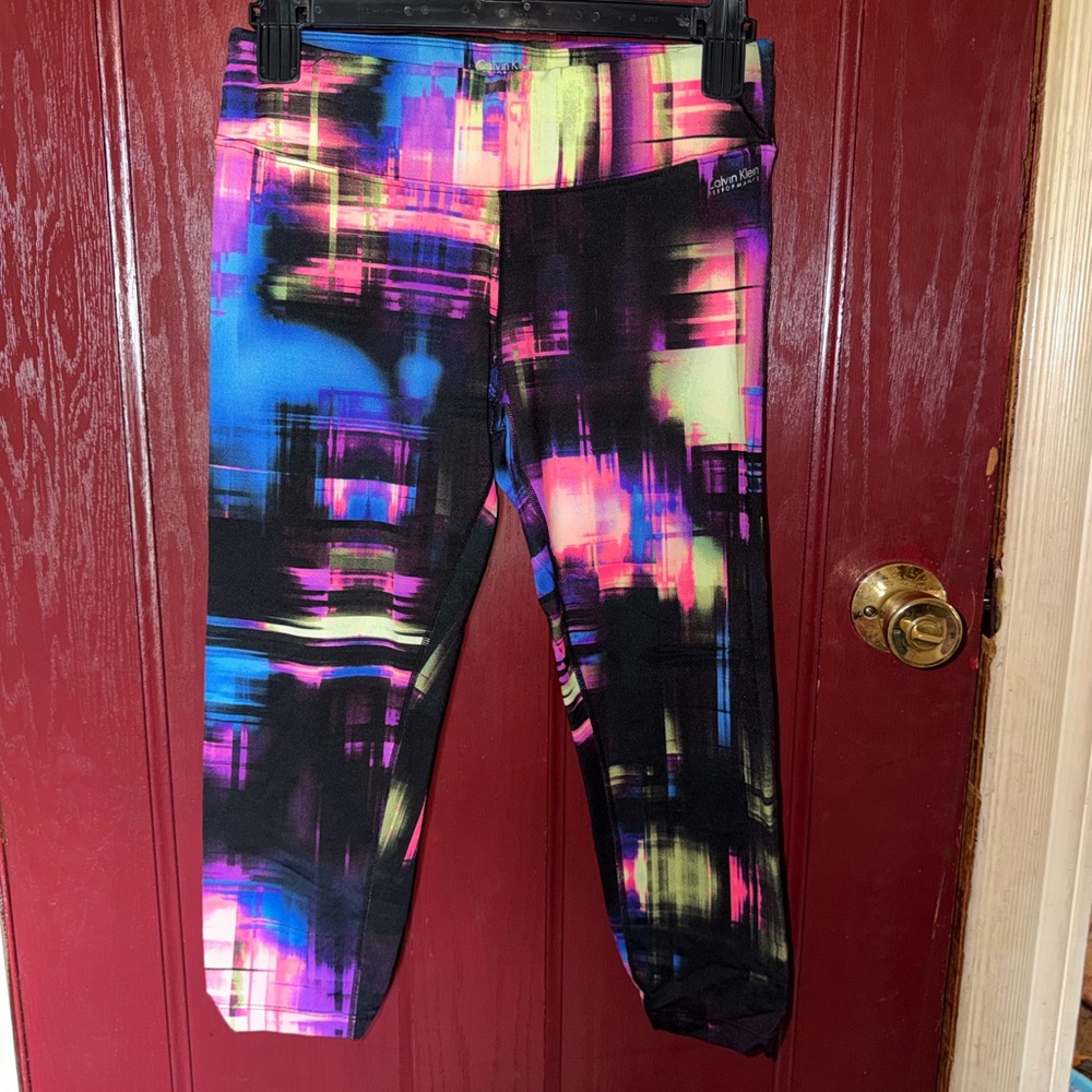 Calvin Klein Neon Abstract Print Capri Leggings